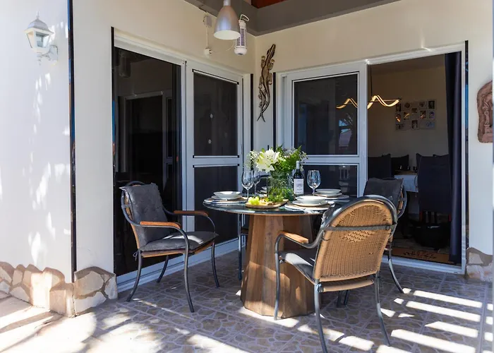 Casa Palmeras Villa *